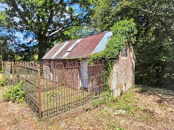 1 Bedroom Land For Sale In Foxhunt Green, Waldron, Heathfield, TN21