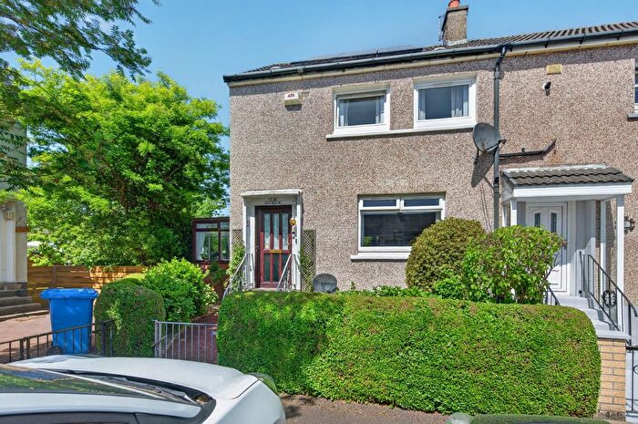2 Bedroom Terraced House For Sale In Estate Quadrant, Carmyle, Glasgow, G32