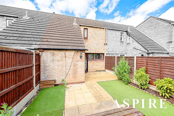 2 Bedroom Terraced House For Sale In Eastbrooks Mews, Pitsea, SS13