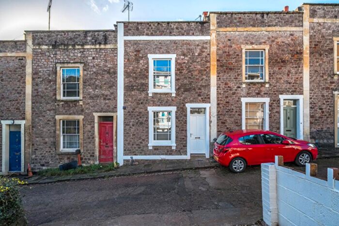 4 Bedroom Terraced House To Rent In Bellevue Cottages Clifton, BS8