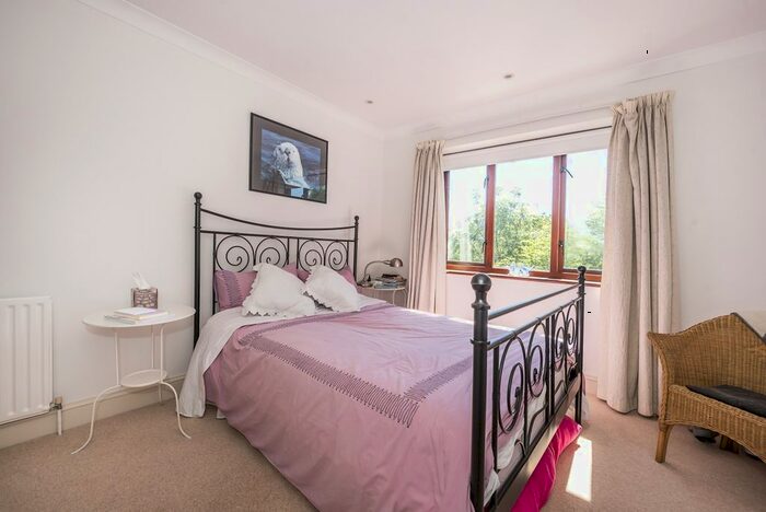 5 Bedroom Detached House To Rent In Arthur Road, London, SW19