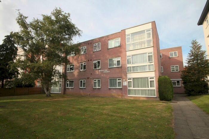 1 Bedroom Flat To Rent In Winston Court, Widmore Road, Bromley, Kent, BR1