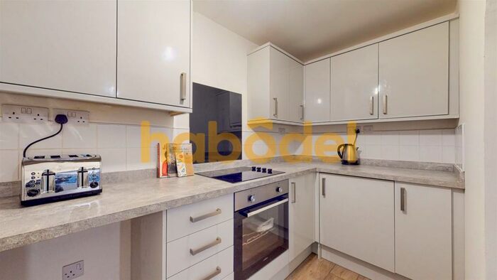 2 Bedroom Flat To Rent In Alderney Court Mews, Seacroft Esplanade, Skegness, PE25