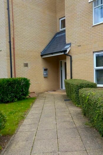 1 Bedroom Apartment To Rent In Lindoe Close, SO15
