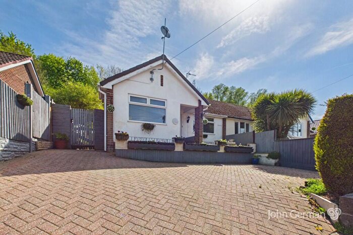 2 Bedroom Semi-Detached Bungalow For Sale In Marlborough Crescent, Burton-on-Trent, DE15