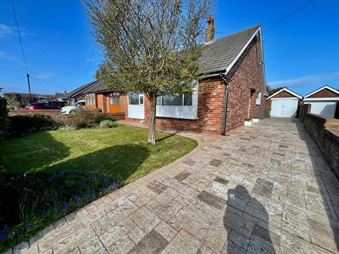 2 Bedroom Bungalow To Rent In Crosland Road North, Lytham St. Annes, FY8