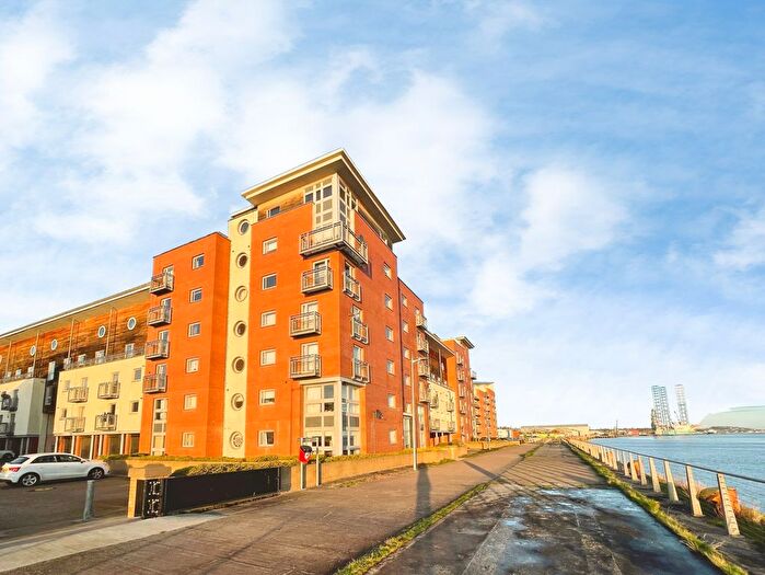 2 Bedroom Flat To Rent In Marine Parade, Dundee, DD1