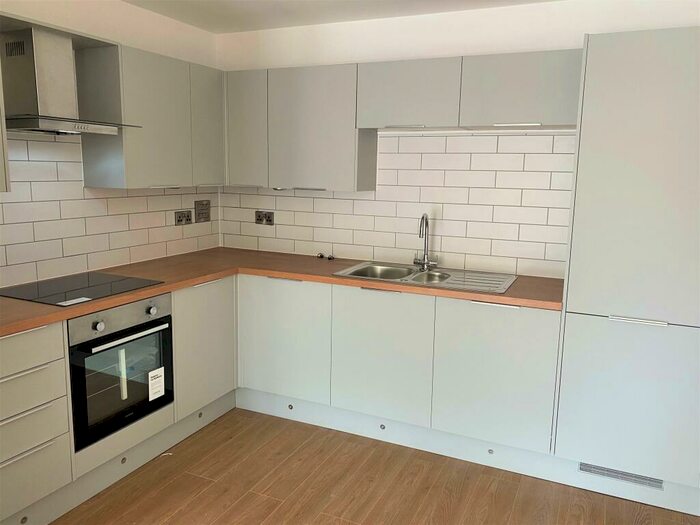 2 Bedroom Apartment To Rent In Fitzalan Road, Sheffield, S13