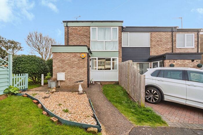 3 Bedroom End Of Terrace House For Sale In The Willows, Little Harrowden, Wellingborough, Northamptonshire, NN9