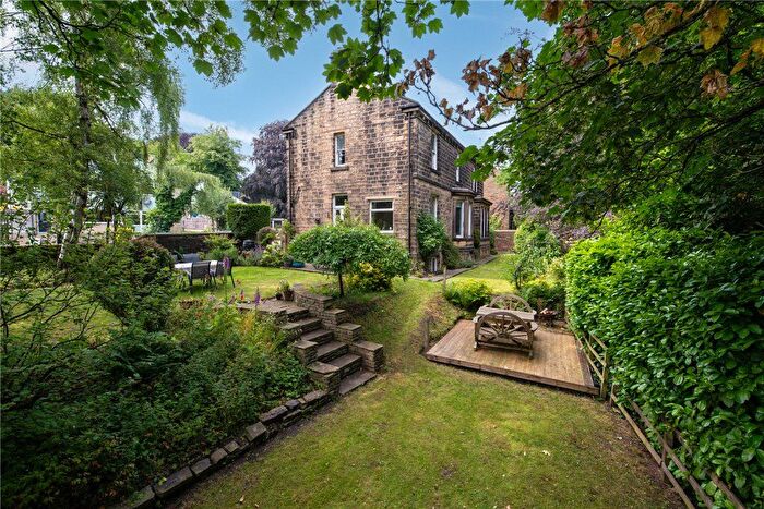 5 Bedroom Detached House For Sale In Bailey Hills Road, Bingley, West Yorkshire, BD16
