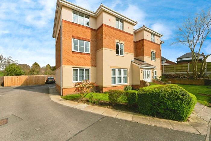 2 Bedroom Flat For Sale In Stoney Croft, Hoyland, Barnsley, South Yorkshire, S74