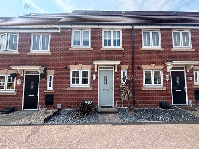 2 Bedroom Terraced House To Rent In Askew Way, Chesterfield, S40
