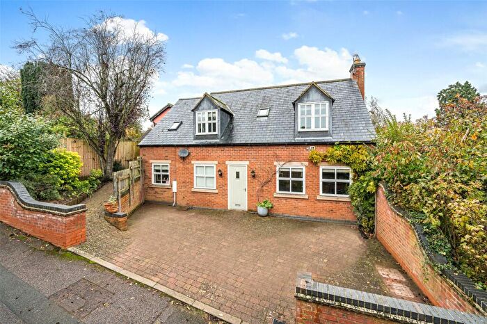 4 Bedroom Detached House For Sale In Haynes Lane, Spratton, Northamptonshire, NN6