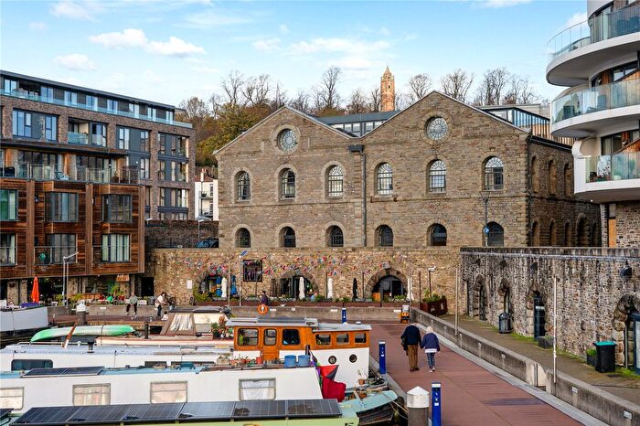 2 Bedroom Flat To Rent In Lime Kiln Road, Bristol, Somerset, BS1