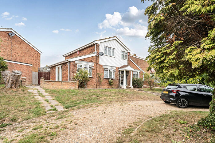4 Bedroom Detached House For Sale In Avery Way, Allhallows, Rochester, ME3