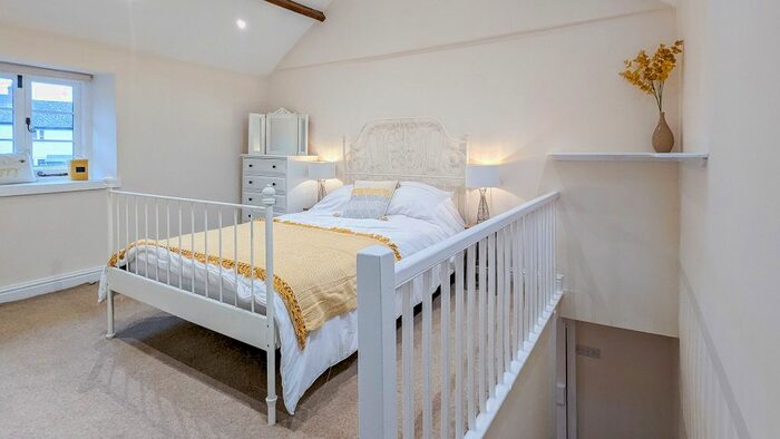 1 Bedroom Terraced House For Sale In Rose Cottage, Brook Street, Minehead, Somerset, TA24