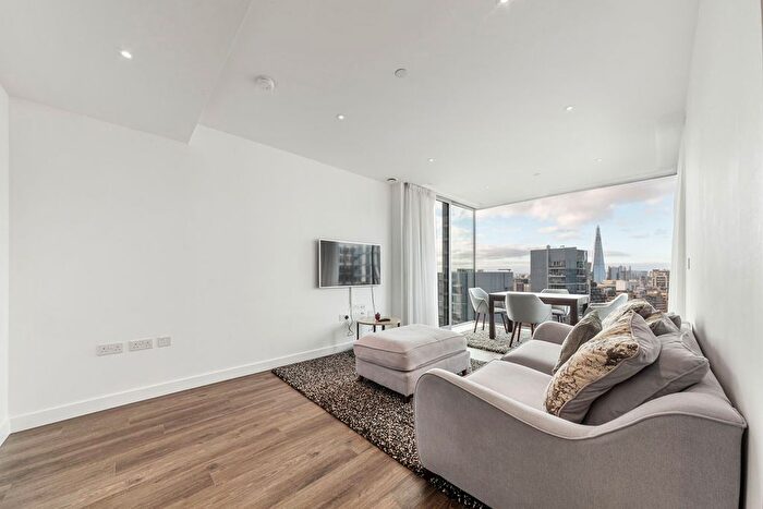 2 Bedroom Flat To Rent In Alie Street, Aldgate East, E1