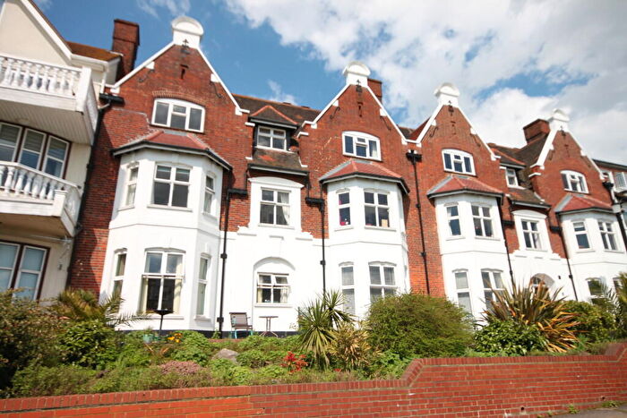 1 Bedroom Retirement Property For Sale In Shorefield Gardens, Westcliff-on-Sea, SS0