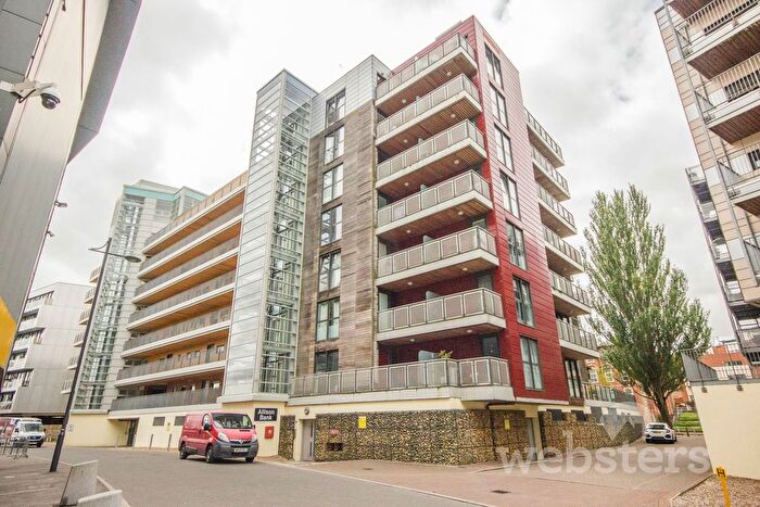 1 Bedroom Flat For Sale In Geoffrey Watling Way, Norwich, NR1
