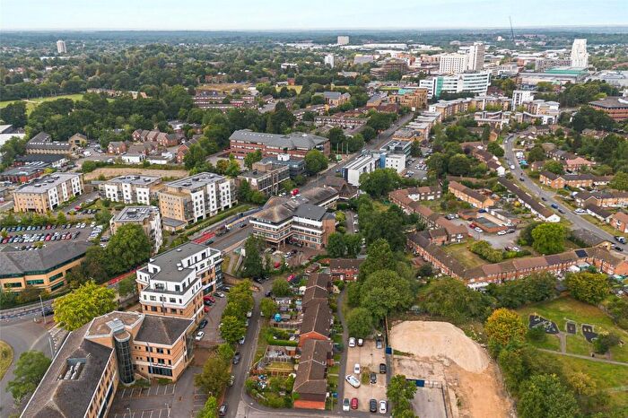 1 Bedroom Apartment For Sale In London Road, Bracknell, Berkshire, RG12