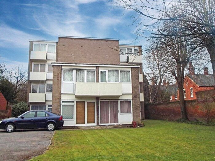Studio To Rent In Crescent Court, Crescent Road, Reading, Berkshire, RG1