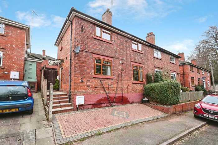 2 Bedroom Semi Detached House For Sale In Drews Holloway South, Halesowen, B63