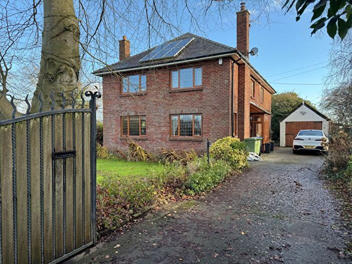 4 Bedroom Detached House For Sale In Burned House Lane, Poulton-Le-Fylde, FY6