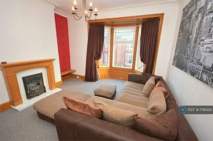 2 Bedroom Flat To Rent In Oakwood Street, Sunderland, SR2