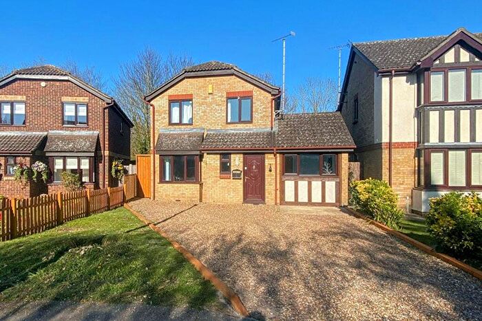 4 Bedroom Detached House For Sale In Foxden, Rivenhall, CM8