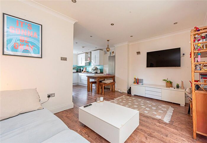 2 Bedroom Maisonette To Rent In Cavendish Close, Cavendish Road, London, NW6