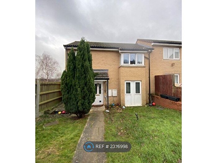 2 Bedroom Semi-Detached House To Rent In Belfry Way, Daventry, NN11