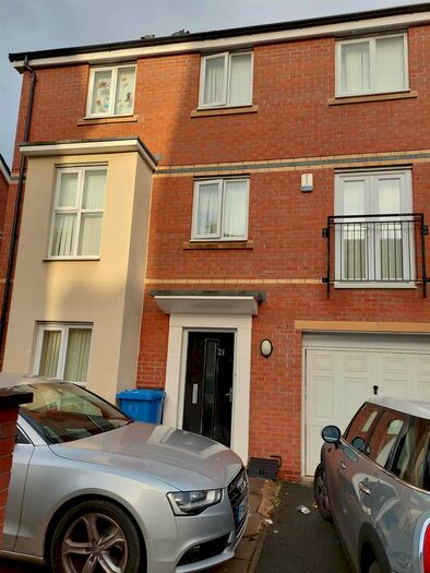 3 Bedroom Property To Rent In St Domingo Vale, L5