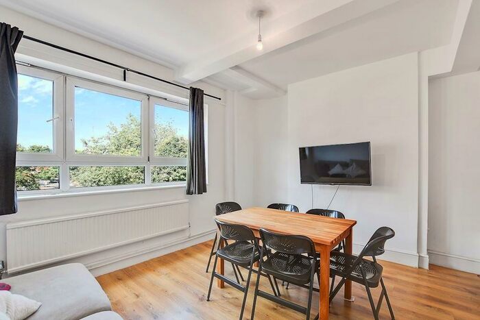 3 Bedroom Flat To Rent In Renforth Street, Canada Water, SE16