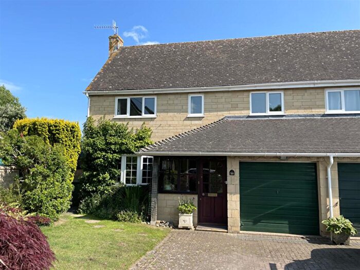 3 Bedroom Semi-Detached House For Sale In Lamberts Field, Bourton-On-The-Water, Cheltenham, GL54