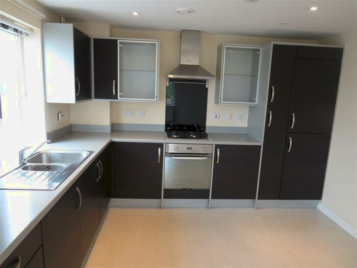 2 Bedroom Apartment To Rent In Ffordd James McGhan, Cardiff, CF11