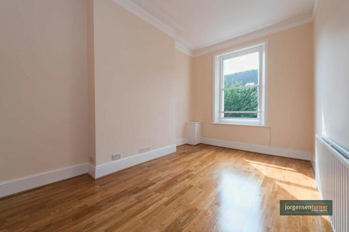 2 Bedroom Flat To Rent In Harrow Road, Westbourne Park, London, W9