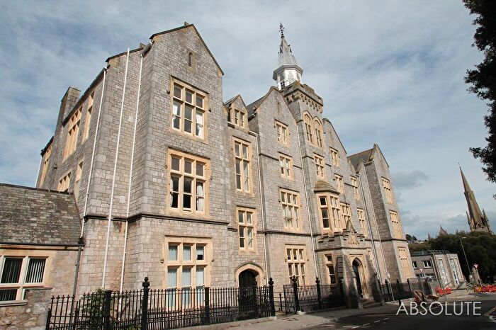 2 Bedroom Flat To Rent In Union Street, Castle Chambers, TQ1