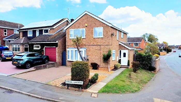 4 Bedroom Detached House For Sale In Spring Gardens, Earls Barton, Northamptonshire, NN6