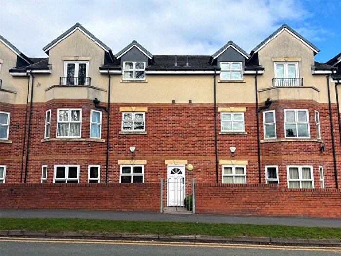 2 Bedroom Flat To Rent In Balmoral Court, Captain Webb Drive, Dawley, Telford, TF4
