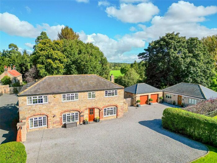 5 Bedroom Detached House For Sale In North Stainley, Ripon, North Yorkshire, HG4