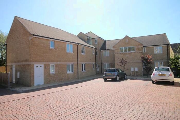 1 Bedroom Flat To Rent In Farmhouse Meadow, Witney OX28