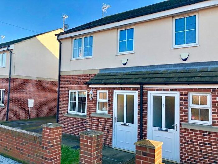 3 Bedroom Semi-Detached House To Rent In Back Lane West, Royston, Barnsley, South Yorkshire, Uk, S71