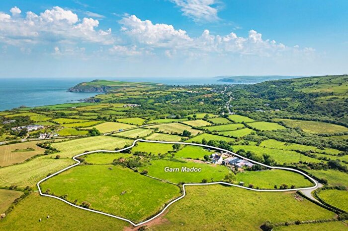 4 Bedroom Farm House For Sale In Llanychaer, SA65