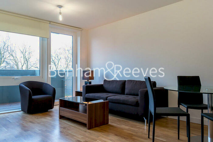 2 Bedroom Apartment To Rent In Killick Way, Stepney Green, E1