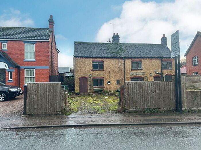 2 Bedroom Semi Detached House For Sale In Windmill Road, Coventry, CV6