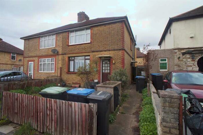1 Bedroom Flat To Rent In Chalfont Road, London, N9