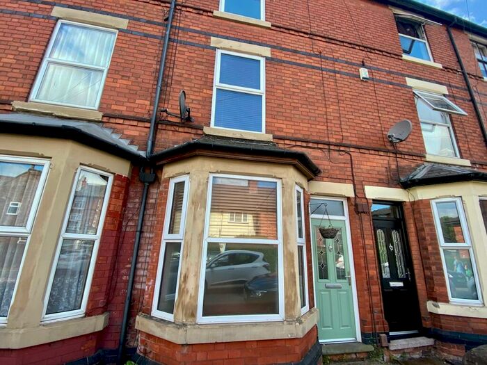 4 Bedroom House To Rent In Bunbury Street, Nottingham, NG2