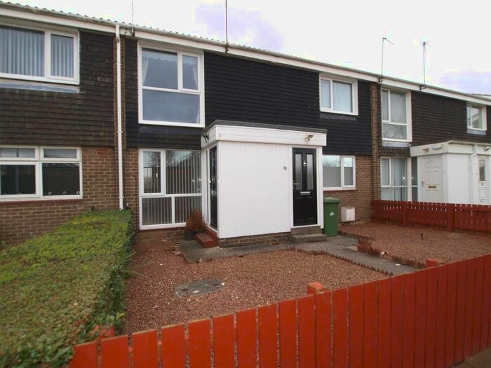 2 Bedroom Flat To Rent In Wreay Walk, Cramlington, NE23