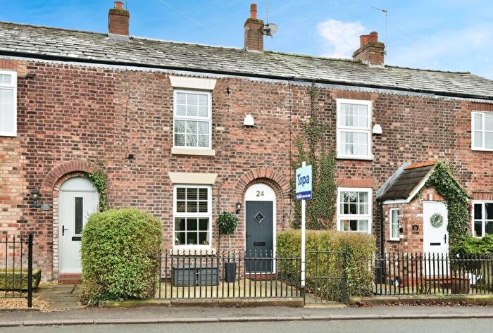2 Bedroom Terraced House For Sale In The Avenue, Comberbach, Northwich, CW9