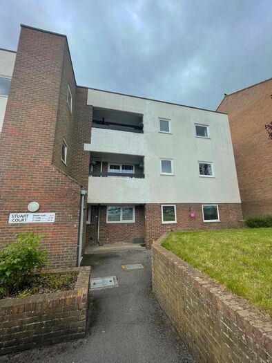 1 Bedroom Flat To Rent In Regal Close, Portsmouth, PO6